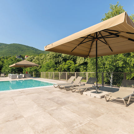 Ocean Black Sand Rett