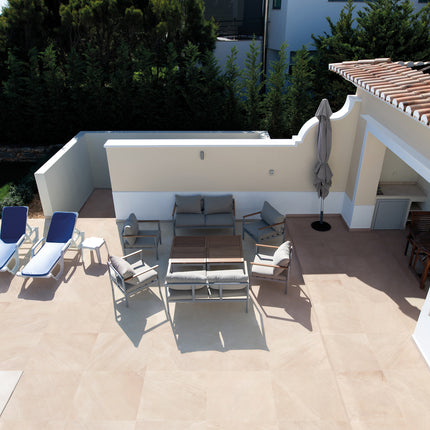 Ocean Black Sand Rett